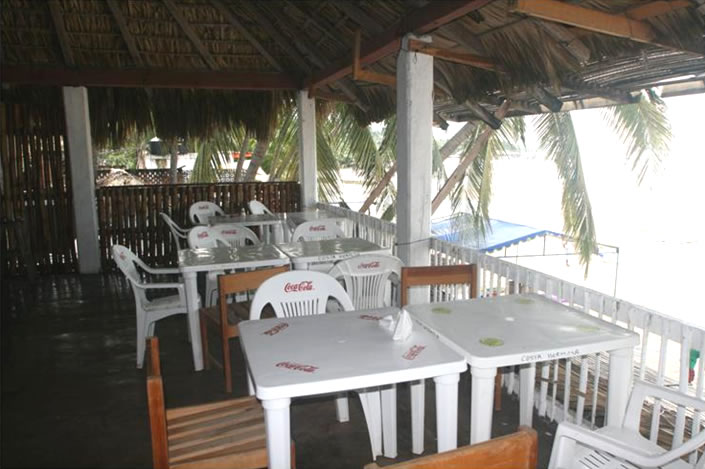 Reseña del restaurante bar costa hermosa en puerto escondido oaxaca